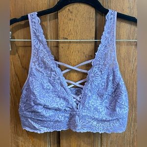 PINK Victoria’s Secret Purple Lace Bralette Size Medium